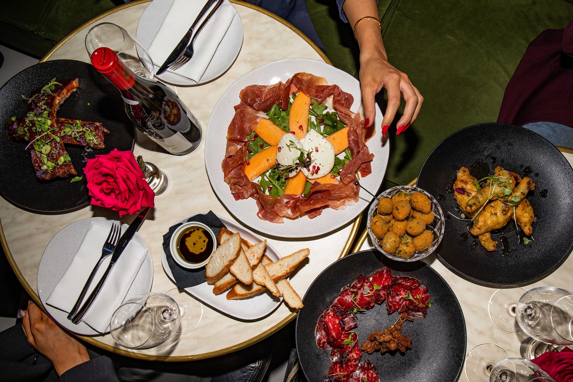 Sax Cafe & lounge bar Barangaroo