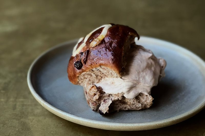 Rivareno x Sonoma Not Cross Buns